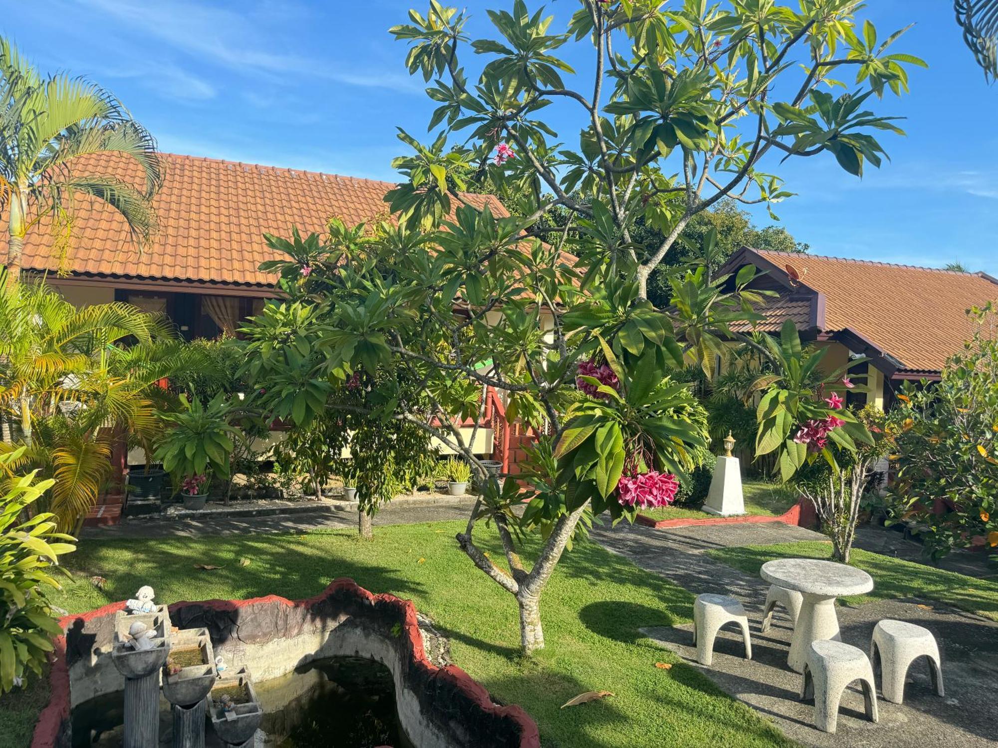 Starlight Haadrin Resort Хаад Рин Экстерьер фото