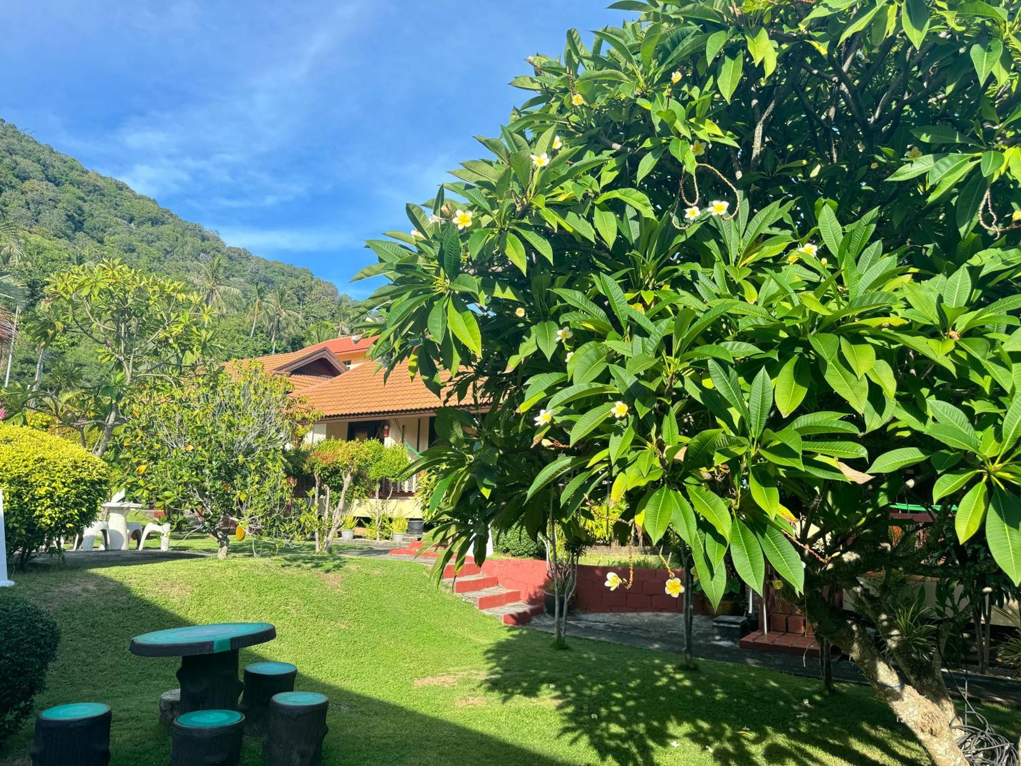 Starlight Haadrin Resort Хаад Рин Экстерьер фото
